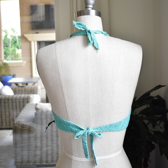 Turquoise Hand-Crochet Crop Bikini Top - Picture 5 of 7